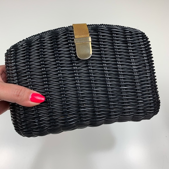 Vintage Handbags - Vintage | Black Straw Woven Clutch With Chain